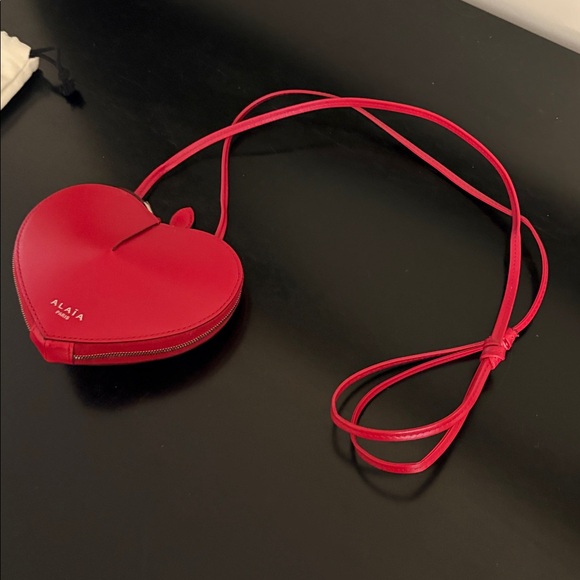 Alaia Le Coeur (Heart) Small Red Leather Calfskin Bag, RARE IN THIS COLOR & SIZE - Picture 5 of 17